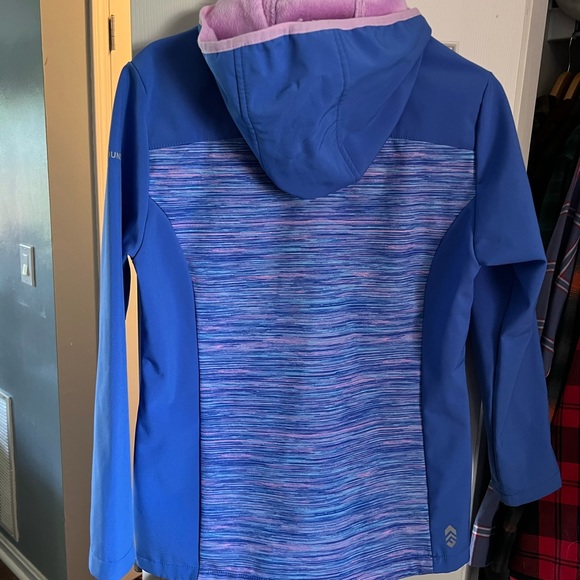 Free Country waterproof light jacket - Picture 3 of 3